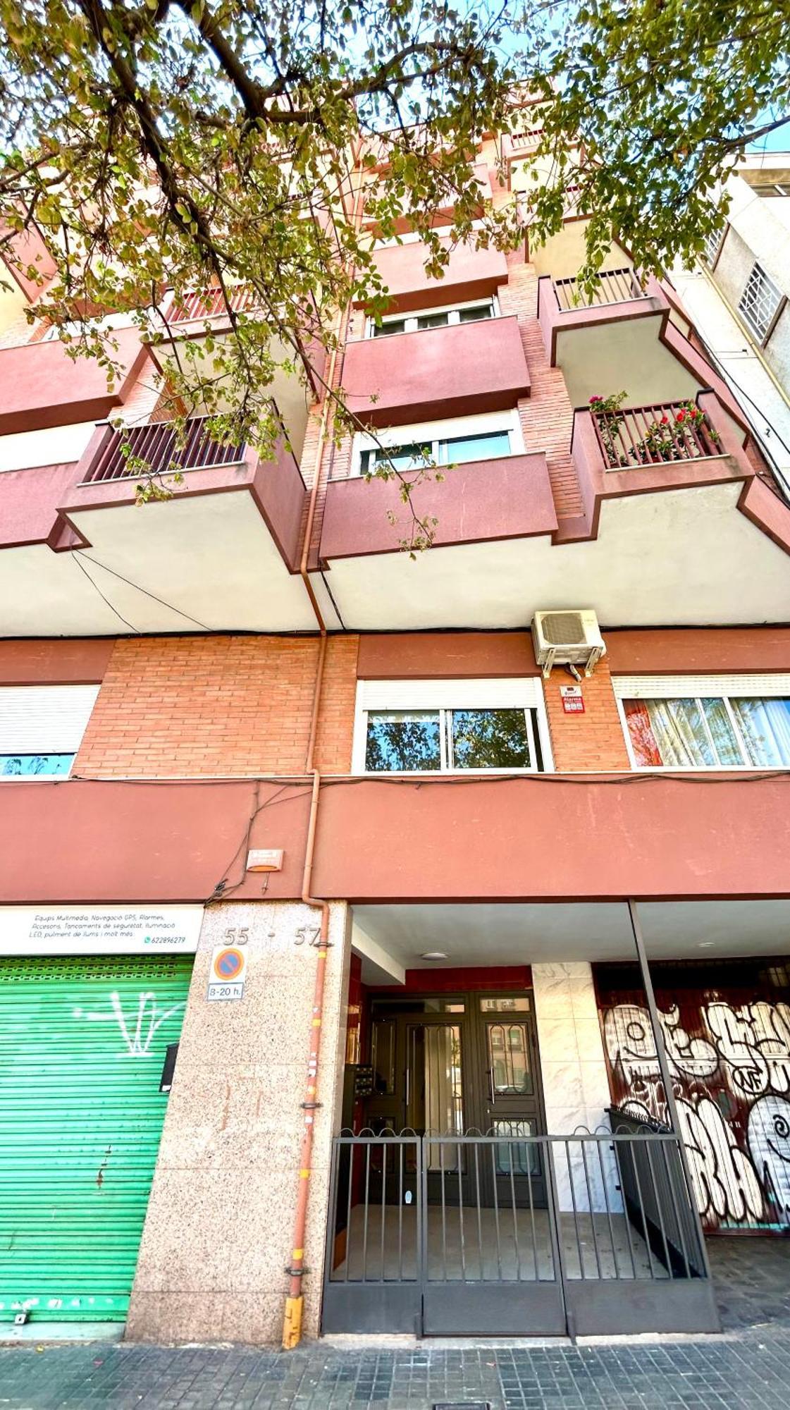 Apartment Sagrera Барселона Екстериор снимка