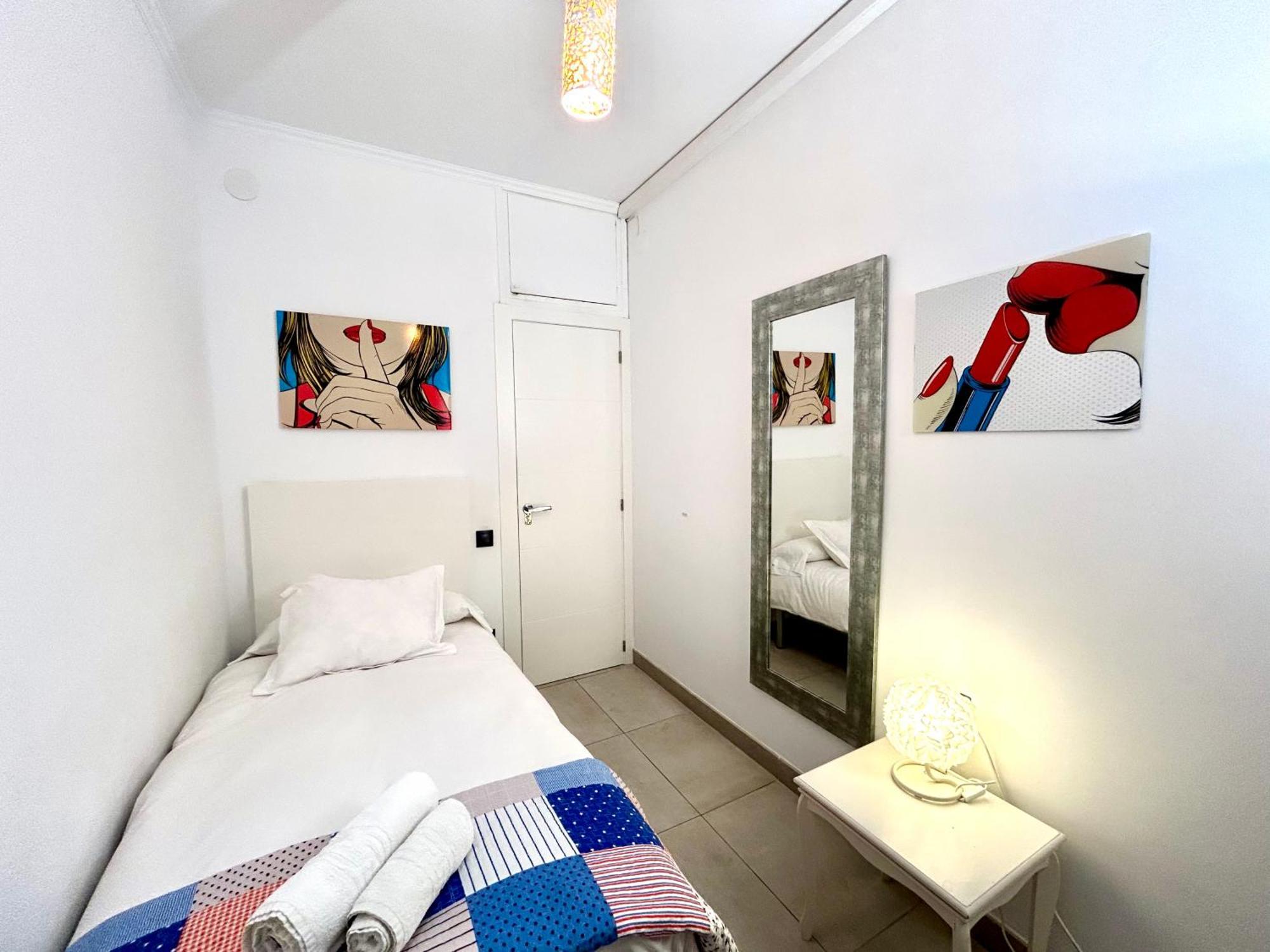 Apartment Sagrera Барселона Екстериор снимка